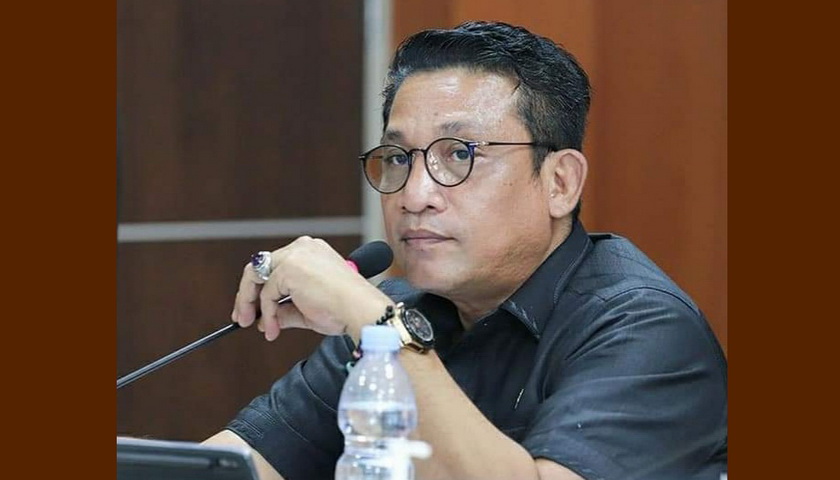 Rapat paripurna pengumuman perubahan komposisi persoanalia Fraksi Partai Amanat Nasional (PAN) DPRD Medan berlangsung, Senin (7/11/2022) di DPRD Medan.