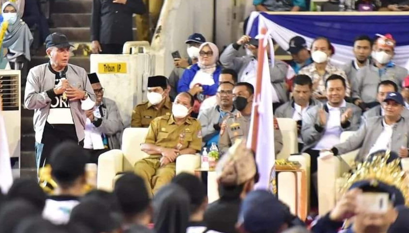 Gubernur Sumatera Utara Edy Rahmayadi resmi membuka Pekan Olahraga Perusahaan Air Minum Nasional (Porpamnas) VII Tahun 2022, di Gedung Serga Guna Universitas Negeri Medan, Selasa (22/11/2022).