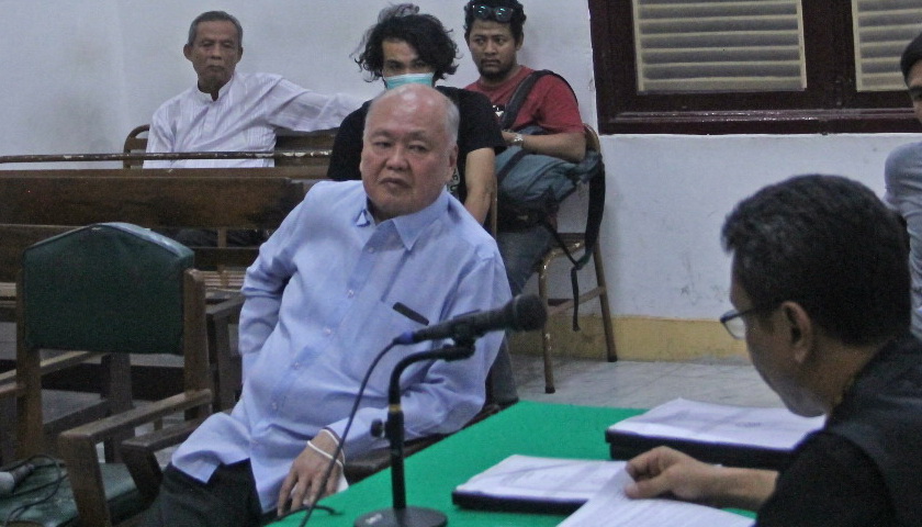 Canakya Suman dan Mujianto secara estafet, Jumat petang (18/11/2022), di Cakra 8 Pengadilan Tipikor Medan, menghadapi tuntut pidana, masing-masing 9 tahun penjara.