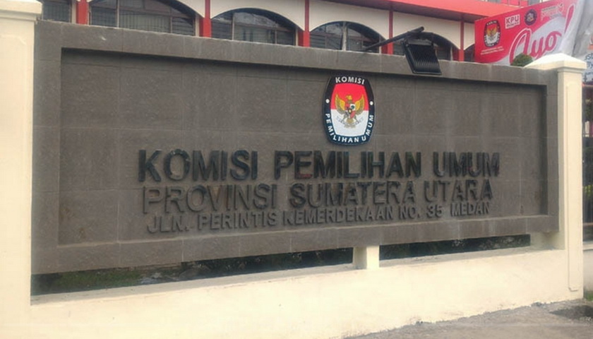 Komisi Pemilihan Umum (KPU) Sumatera Utara (Sumut) teleh menerima 13 berkas dukungan bakan calon Dewan Perwakilan Daerah (DPD) Sumut yang akan mengikuti Pemilu 2024 mendatang.