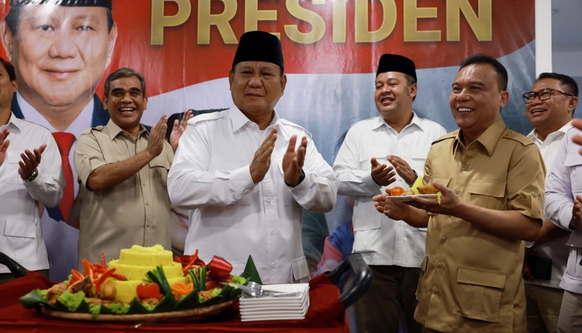Ketua Umum Partai Gerindra Prabowo Subianto meresmikan Kantor Badan Pemenangan Presiden di wiliayah Slipi, Jakarta Barat, Sabtu (7/1/2023).