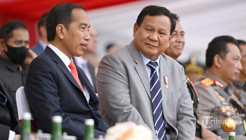 Publik menginginkan Presiden Joko Widodo (Jokowi) memberikan dukungan kepada Prabowo Subianto pada Pilpres 2024.