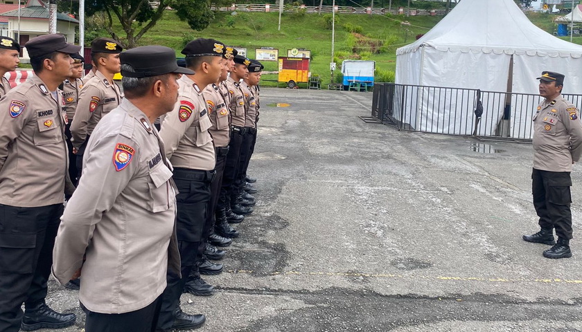 Polres Simalungun menggelar Operasi Kepolisian Mandiri dengan sandi 'Hopal Toba 2023' Polda Sumatera Utara. Operasi ini dalam rangka Event F1H2O Power Boat