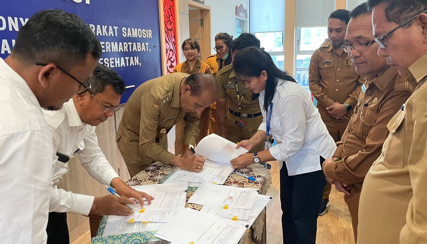 Balai Prasarana Permukiman Wilayah (BPPW) Sumatera Utara melakukan serah terima barang milik negara kepada Pemkab Samosir.