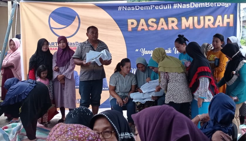 DPD Partai NasDem Kabupaten Simalungun dan anggota DPR Provinsi Sumatera Utara mengadakan kegiatan NasDem Berbagi dan Peduli.