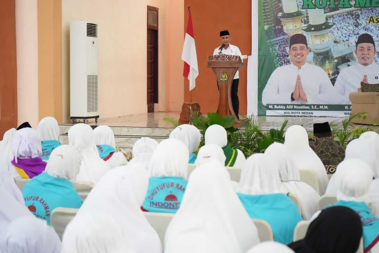 Buka Bimbingan Manasik Haji Akbar, Wali Kota Medan Berpesan Kepada Jamaah Untuk mengikutinya Dengan Sungguh-Sungguh