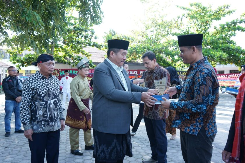 Bupati dan Wabup Asahan Hadiri Upacara Hari Pendidikan Nasional