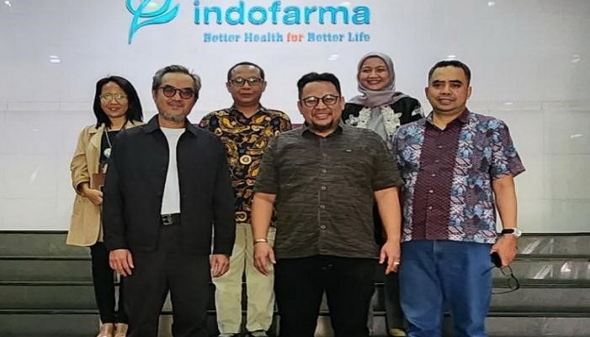 PT Indofarma TBK (INAF), anak usaha Biofarma Group, melakukan kerjasama dengan Smesco Indonesia terkait pengembangan produk herbal untuk UMKM