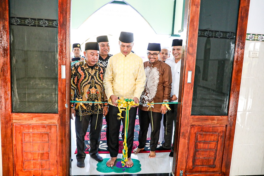 Resmikan Masjid Nurul Iman Al-Musannif , Ijeck Dorong BKM Dirikan Rumah Tahfidz