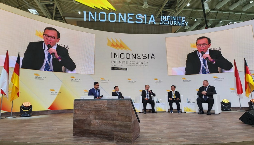 Inisiasi era industri 4.0 menjadi bagian dari upaya pemerintah menyiapkan Indonesia agar melaju sebagai bangsa yang lebih sejahtera dan memiliki daya saing yang lebih kuat di dunia internasional.