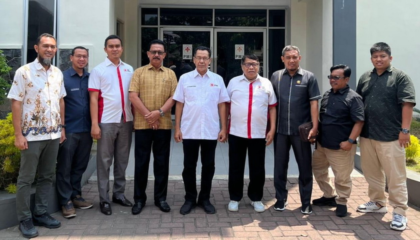 Guna meningkatkan kinerja PMI Labuhanbatu Utara (Labura), Komisi A DPRD Labura melakukan kunjungan kerja ke PMI Sumut di Medan, Selasa (16/5/2023).
