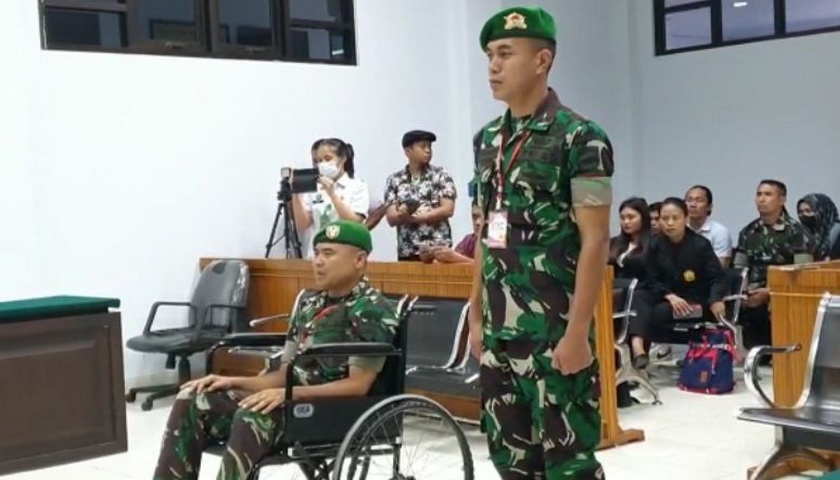 Dua oknum TNI AD, Sertu Yalpin Tarjun dan Pratu Rian (berkas terpisah), Senin (29/5/2023), di Pengadilan Militer I-02 Medan, masing-masing diganjar pidana penjara seumur hidup.