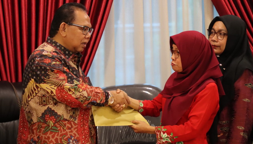Koordinator Tim Advokasi Dugaan Pelanggaran Etik Komisi Informasi (KI) Sumut Lely Zailani mengatakan, pihaknya menemui langsung Ketua DPRD Sumatera Utara Baskami Ginting di ruang kerjanya, Jumat (5/5/2023).