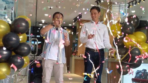 Produk Sony Indonesia yang di-manage PT Dossindo secara resmi membuka store baru Sony Center Medan, yang digelar dalam rangkaian acara Grand Opening Ceremony di Jalan Raden Saleh No. 75, Kota Medan, Minggu (28/5/2023).