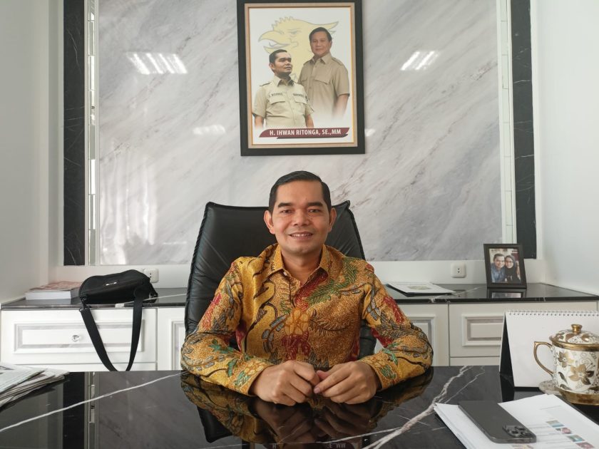 Didukung Masyarakat, Ihwan Ritonga Maju Calon Anggota DPRD Provsu 2024 - 2029 dari Partai Gerindra