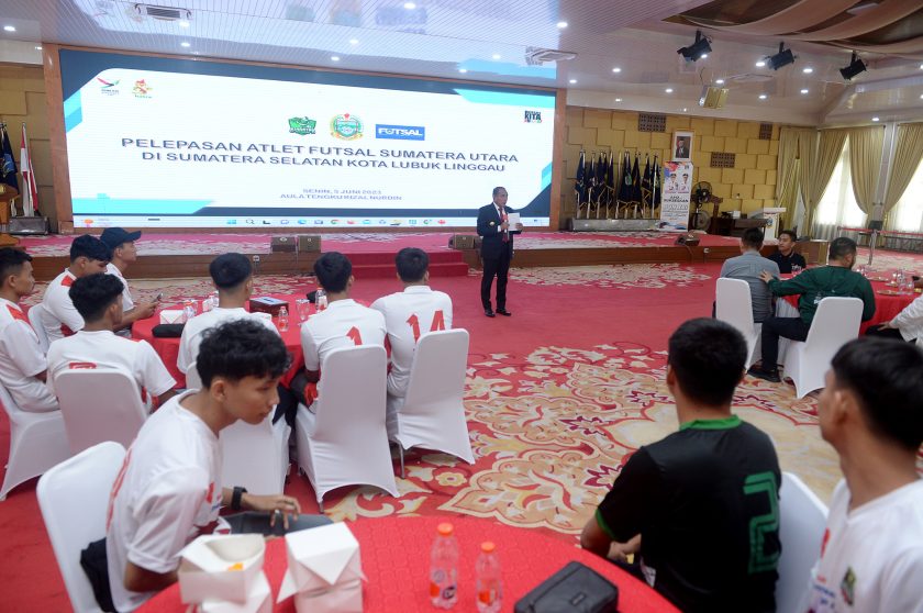Gubsu Lepas Tim Futsal Kinantan Ikuti Liga Futsal Nusantara di Sumsel