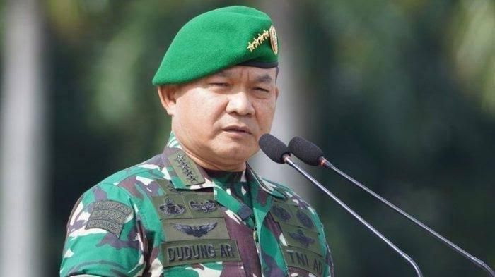 Politikus Partai NasDem Irma Suryani Chaniago menilai Kepala Staf TNI Angkatan Darat (KSAD) Jenderal Dudung Abdurachman layak menjadi Cawapres pada Pemilu 2024 mendatang.