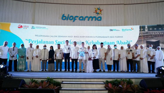Bio Farma melepas Calon Jemaah Haji Karyawan & Purnabakti Bio Farma 2023 di Kantor Pusat Bio Farma Bandung pada 9 Juni 2023.