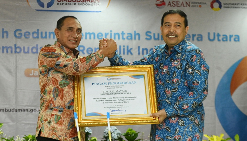 Kepala Ombudsman RI Mokhammad Najih mengakui peningkatan signifikan pelayanan publik di Sumatera Utara (Sumut). Ini terlihat dari penilaian tingkat kepatuhan pada Ombudsman yang di tahun 2021 masih Zona Kuning menjadi Zona Hijau pada tahun 2022.