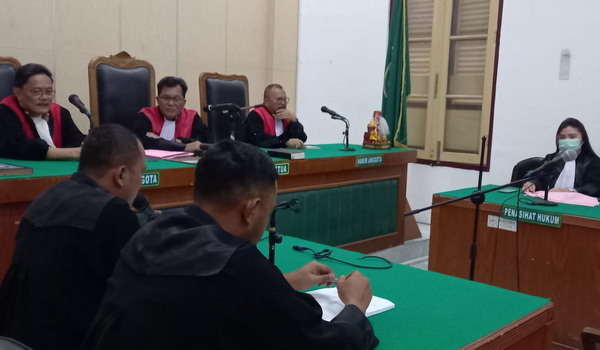Tuntutan terhadap ketiga terdakwa korupsi senilai Rp1,4 miliar beraroma kredit macet di Bank Sumut Cabang Stabat, Senin (19/6/2023), di Pengadilan Tipikor Medan akhirnya ditunda.