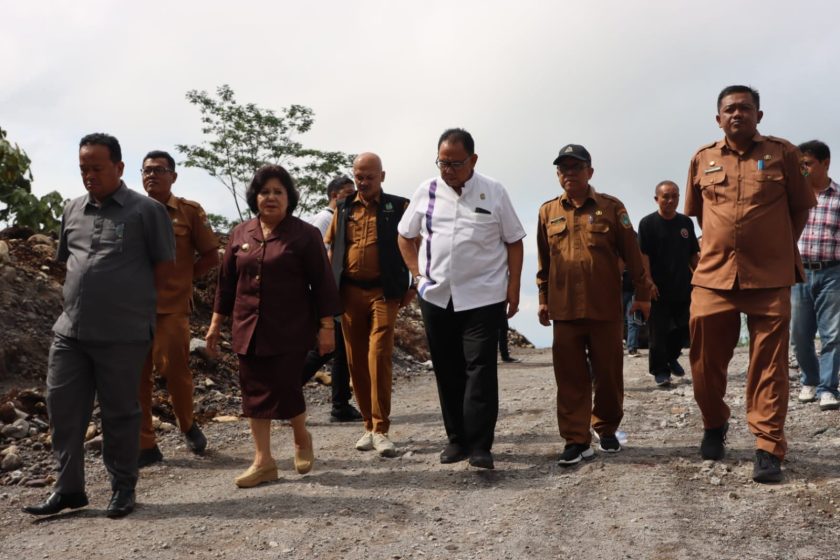 Ketua DPRD Sumut Sidak Proyek Jalur Sejajar Medan-Berastagi
