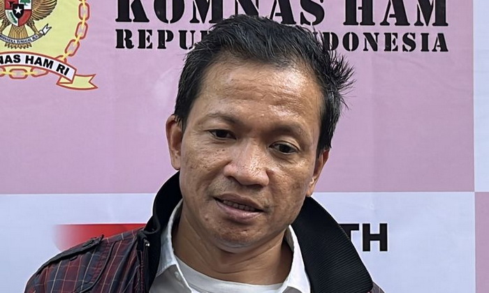 Direktur Eksekutif Amnesty Internasional Usman Hamid mengkritik Wali Kota Medan soal dukungan tembak mati begal. Menurutnya, hal itu mengingatkan dirinya dengan pernyataan Mantan Presiden Filipina Rodrigo Duterte yang membuat kebijakan tembak mati pelaku narkotika.
