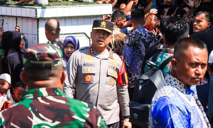 Kapolda Sumut Irjen Pol Agung Setya bersama Pangdam I/BB Mayjen M Hasan melaksanakan pengamanan kunjungan kerja (kunker) Presiden Jokowi ke Kota Binjai, Jumat (25/8/2023).