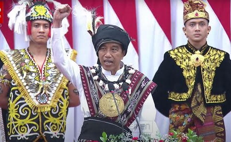Terus Melaju Untuk Indonesia Maju, elemen masyarakat Humbahas dengarkan pidato Presiden RI.