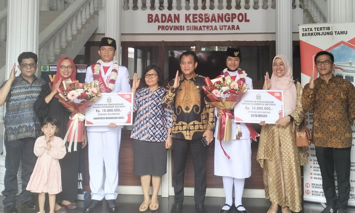 Pemprov Sumut menyambut kepulangan Nabil Arya Barata Lubis (SMAN 2 Plus Panyabungan Mandailing Natal) dan Davina Anis Raisha (SMA Shafiyyatul Amaliyyah Medan). Keduanya anggota Paskibraka Tingkat Nasional Tahun 2023 asal Provinsi Sumut.