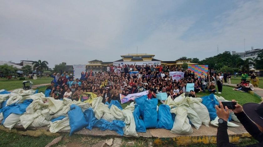 Ribuan Relawan Sumut Ikut Aksi Bersih-Bersih WCD 2023