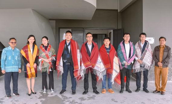 Delegasi National Development and Reform Commission (NDRC) Tiongkok mengunjungi lokasi TSTH2 (Taman Sains Teknologi Herbal dan Holtikultura) di Kecamatan Pollung Kabupaten Humbahas, Senin (25/9/2023).