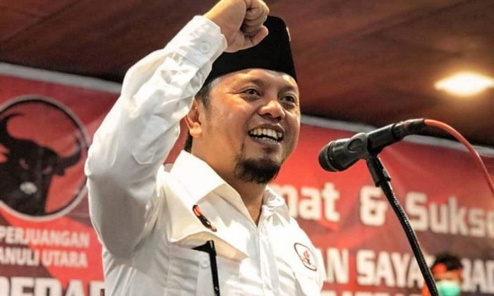 Puluhan ribu simpatisan dan warga PDIP se-Tapanuli Raya mengharapkan Dr Drs Nikson Nababan MSi masuk dalam DCT Pileg DPR RI dari salah satu Dapil Sumatera Utara.