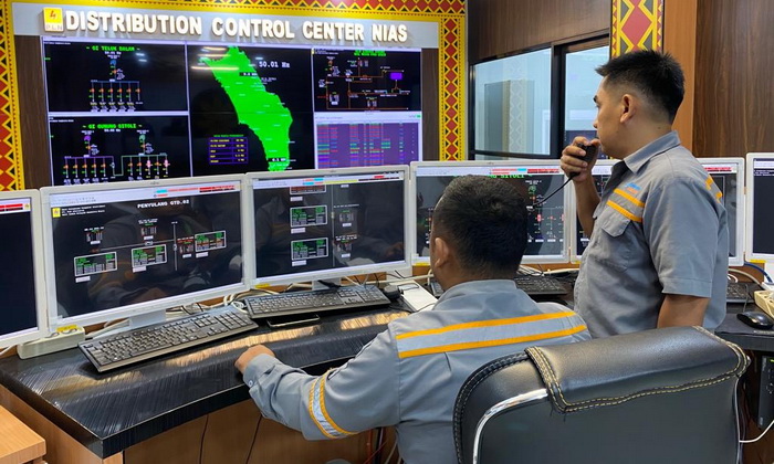 PLN Unit Induk Distribusi (UID) Sumatera Utara meresmikan Ruang 'Distribution Control Center' (DCC) di Kepulauan Nias, Sumatera Utara