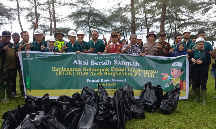 Sebagai bentuk kepedulian PT Perkebunan Lembah Bakti (PT PLB) terhadap pelestarian alam di Aceh Singkil, pihaknya telah berperan aktif sejak 2018 hingga 2023 ini dalam penanaman puluhan ribu bibit Mangrove, dengan menggandeng Dinas Lingkungan Hidup (DLH) dan kelompok hutan payau setempat.