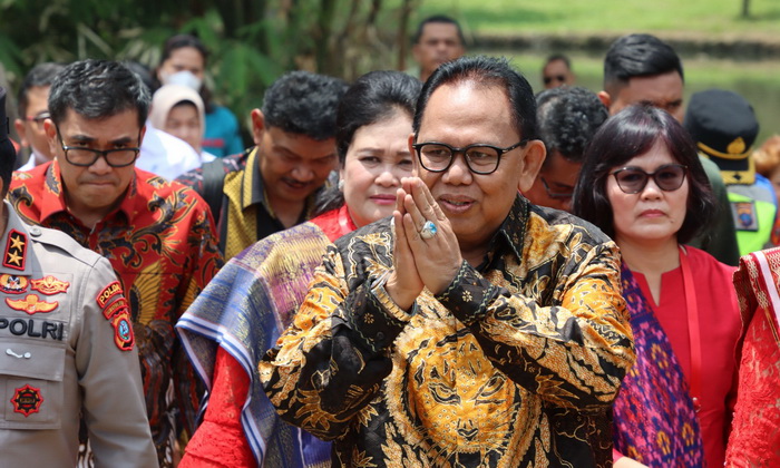Ketua DPRD Sumut Baskami Ginting menyebutkan, Bulan Oktober terisi hari-hari yang memiliki makna mendalam. Hal itu sebagai momentum kesadaran dan kebangkitan Bangsa Indonesia akan ragam budaya yanga ada.