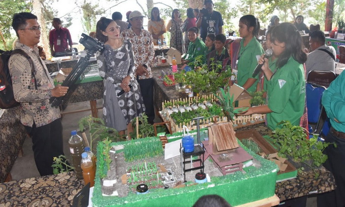 Delapan SMK (Sekolah Menengah Kejuruan) yang berada di Kawasan Danau Toba ikut ambil bagian perlombaan prototype pertanian