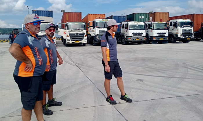Menjelang persiapan even internasional Aquabike/JetSki pada 4 kabupaten, di Kawasan Danau Toba, InJourney telah menurunkan logistik di Venue Bontean Balige.