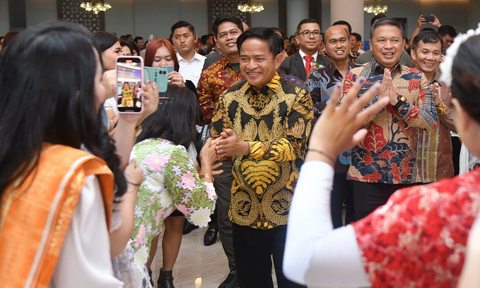 Pj Gubernur Sumatera Utara Hassanudin menghadiri Perayaan Natal Aparatur Sipil Negara (ASN) Pemerintah Provinsi (Pemprov) Sumut.