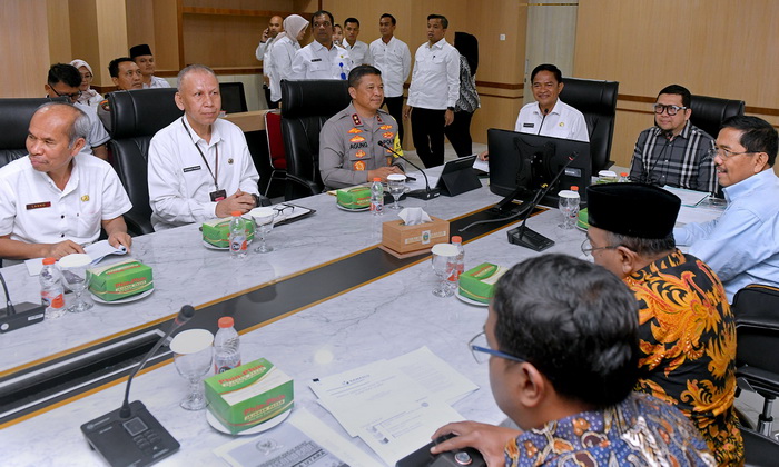 Pj Gubernur Sumut Hassanudin memastikan tahapan-tahapan Pemilu di Sumut, berjalan dengan baik. Walau begitu tetap perlu ada kewaspadaan, terutama beberapa bulan ke depan.