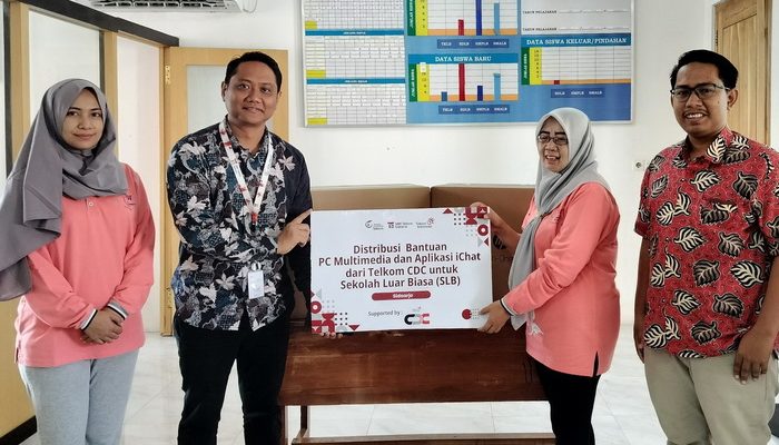 PT Telkom Indonesia (Persero) Tbk (Telkom) berkomitmen mendukung pemerataan pendidikan bagi penyandang disabilitas melalui penyerahan bantuan fasilitas penunjang proses pembelajaran anak-anak penyandang disabilitas.