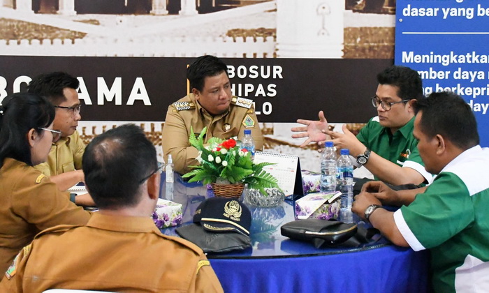 Universitas Sumatera Utara akan malaksanakan Kuliah Kerja Nyata (KKN) Bersama Internasional di Kabupaten Samosir. Hal ini sebagai tindak lanjut pembicaraan Bupati Samosir dengan Rektor USU pada saat penandatanganan MoU beberapa waktu lalu.