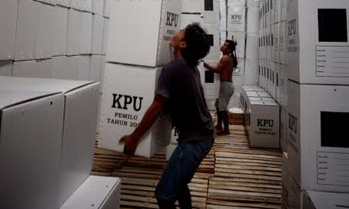 KPU Sumut memastikan logistik Pemilu 2024 akan didistribusikan pada 1 Februari. Serta tiba di TPS (tempat pemungutan suara) paling lambat 13 Februari 2024.