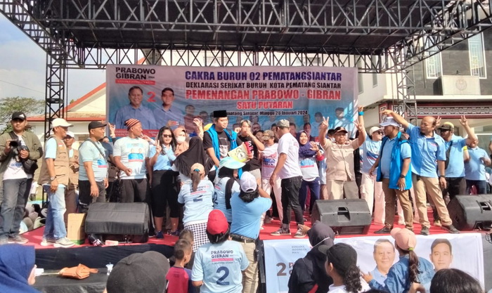 Ribuan masa dari Cakra Buruh 02 melaksanakan deklarasi dan Senam Gemoy di seluruh kabupaten/kota se-Sumatera Utara, Minggu (28/1/2024).