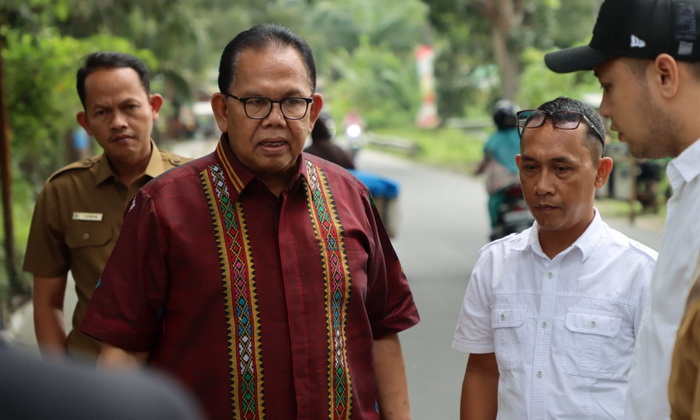 Ketua DPRD Sumatera Utara Baskami Ginting meminta KPU Sumut merampungkan distribusi logistik Pemilu yang akan berlangsung 14 Februari mendatang.