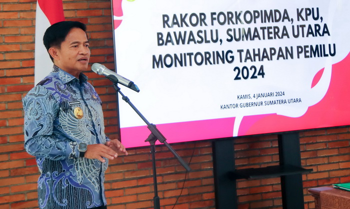 Pj Gubernur Sumut Hassanudin memastikan persiapan tahapan Pemilu 2024 sudah sesuai tahapan. Hal ini ia sampaikan saat memimpin Rapat Koordinasi (Rakor) Forkopimda, KPU, Bawaslu Sumut, dalam rangka monitoring tahapan Pemilu 2024.