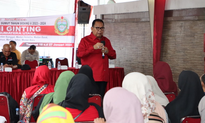 Ketua DPRD Sumatera Utara Baskami Ginting melakukan serangkaian kegiatan serap aspirasi, di Jalan Laboratorium, Kelurahan Kesawan, Kecamatan Medan Barat, Kamis (18/1/2024).