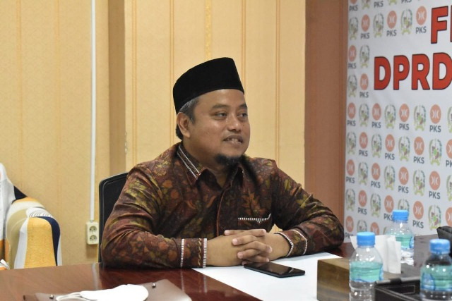 Anggota Komisi II DPRD Medan Syaiful Ramadhan meminta dugaan manipulasi data hingga lulus Pegawai Pemerintah dengan Perjanjian Kerja (P3K) yang dilakukan oknum tenaga operator MZSN bersama Kepsek di SD Negeri 064955, Medan Amplas harus diusut dan diungkap kebenarannya.
