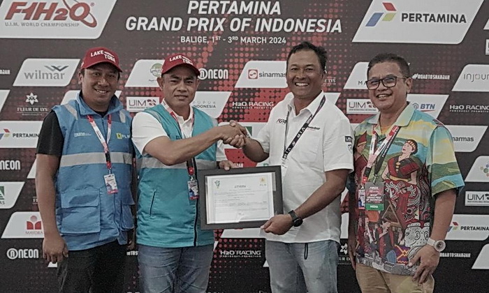 PLN Unit Induk Distribusi (UID) Sumatera Utara resmi menghadirkan listrik hijau secara penuh di Kejuaraan Dunia Balap Perahu Supercepat F1 Powerboat (F1H2O), di Balige.