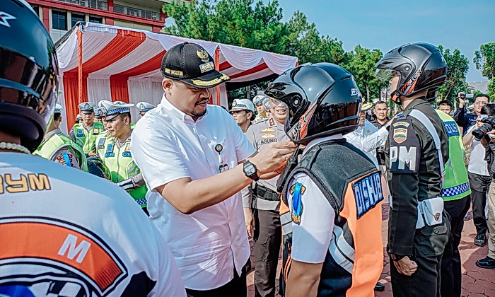 Harus disiplin mematuhi peraturan lalu lintas demi terciptanya keselamatan dan ketertiban di jalan raya menjadi pesan penting yang disampaikan Wali Kota Medan Bobby Nasution