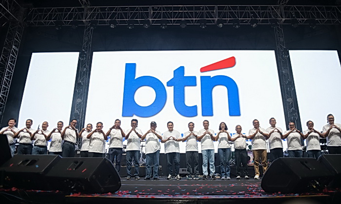 Memasuki usianya ke-74 tahun, PT Bank Tabungan Negara (Persero) Tbk (BTN) melakukan 'rebranding', salah satunya dengan meluncurkan logo baru.